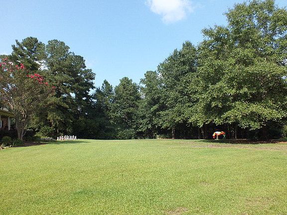 2nd image of 305 Magnolia Lake Ct