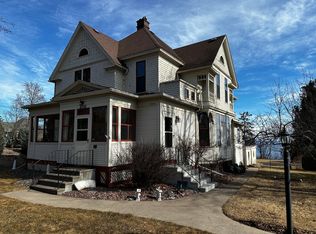 4736 London Rd #2, Duluth, MN 55804