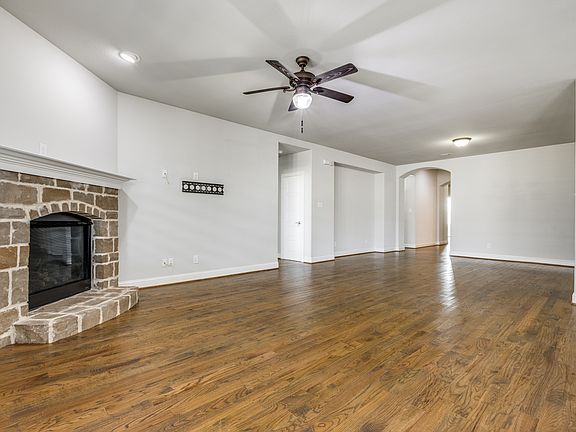 3rd image of 1205 Rocky Mountain Ct