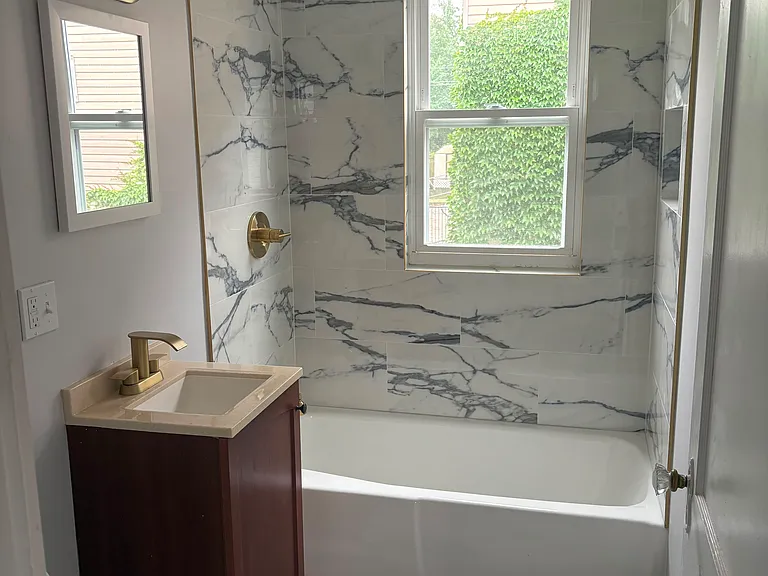 86 Laurel St #1 — Photo 5