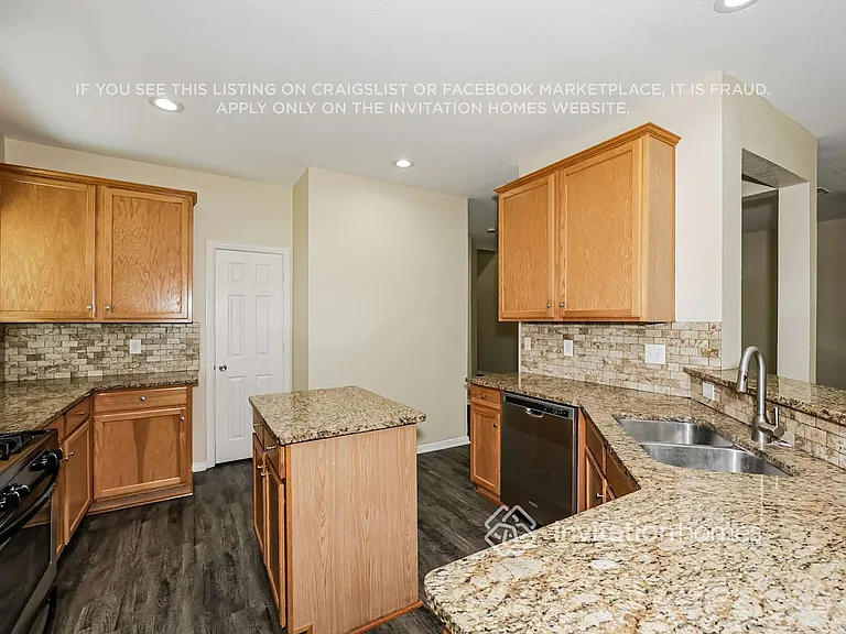 11732 Latania Ln — Photo 7