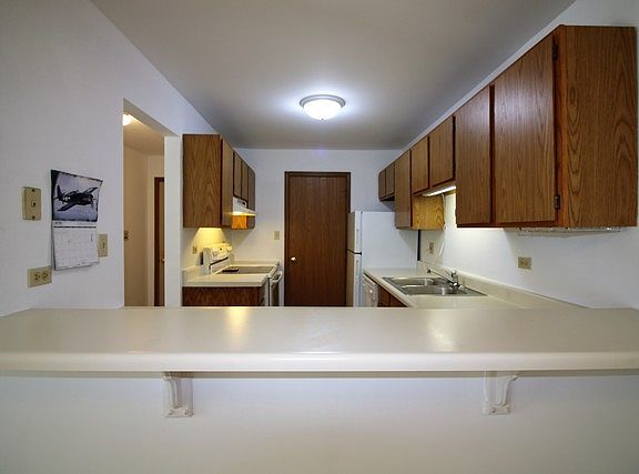 5th image of 4313 W Shamrock Ln APT 1B