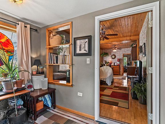 2nd image of 215 N Division St