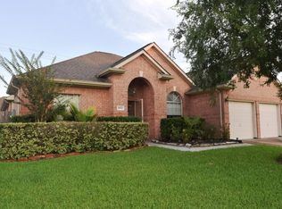 16911 Tower Rdg, Friendswood, TX 77546