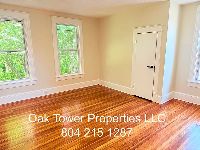 3301 Main St #B — Photo 4