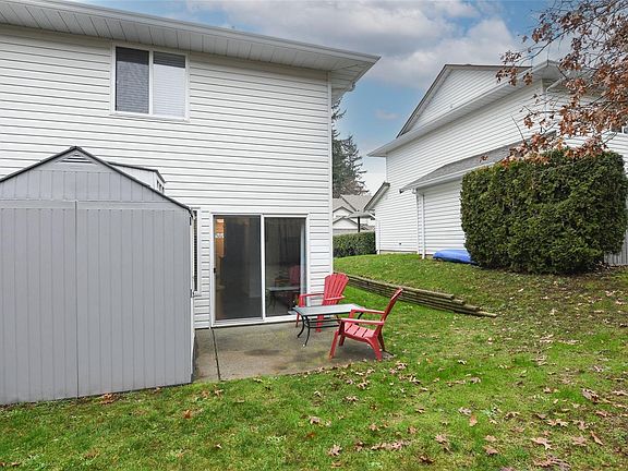 2nd image of 2625 Muir Rd #15