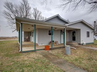 1493 E 2750 North Rd, Mahomet, IL 61853