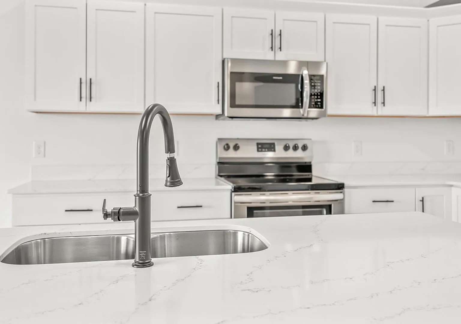 Garner Condos — Photo 4