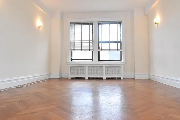 Rented by (Legacy) NY Quality Living Uptown | media 33