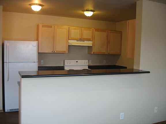 3rd image of 1530 Cooley St APT 16