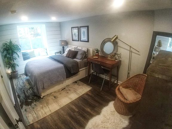 Bedroom/Study