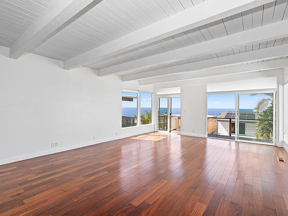 Living with view deck