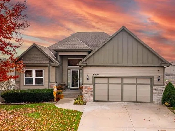 9920 Webster Cir, Kansas City, KS 66109