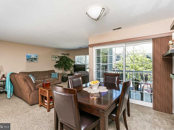 5th image of 8 Rumford Dr Unit 201