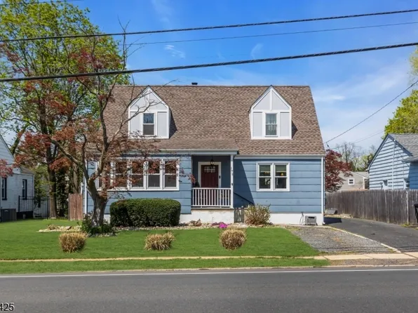 177 Navesink River Rd, Middletown Twp., NJ 07701