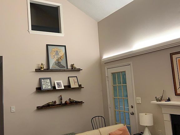 2nd image of 6007 Treetop Ct