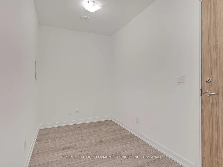 3100 Keele St #332 — Photo 11