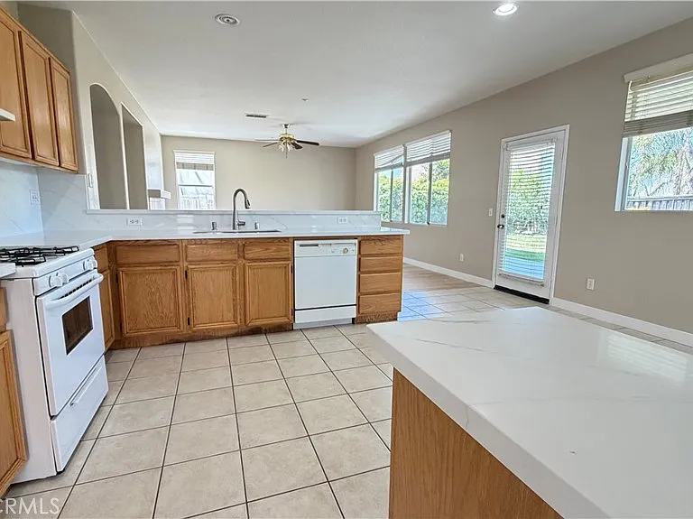 7941 La Crosse Way — Photo 6
