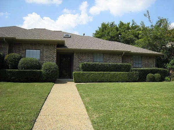 1st image of 9609 Moss Farm Ln