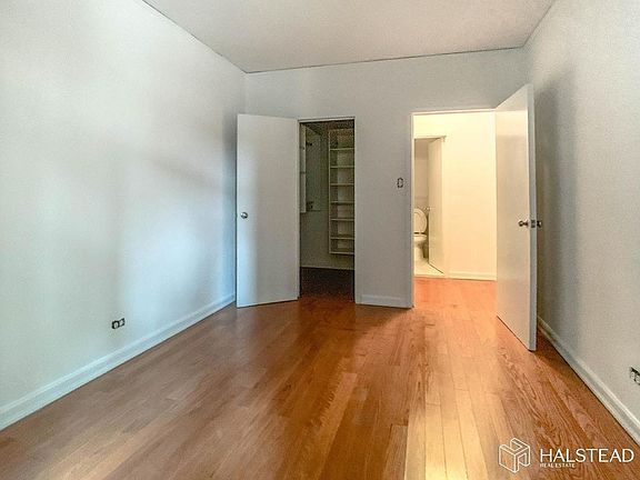 4th image of 4 Park Ave APT 20O