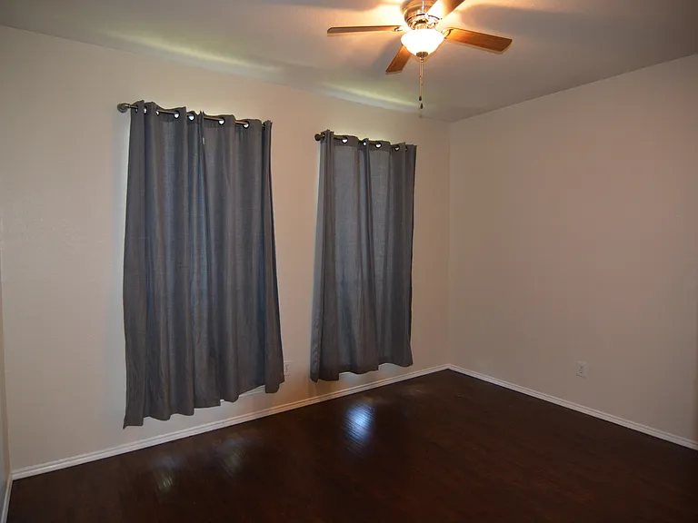 10509 Dry Valley Ct — Photo 16