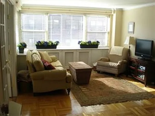 Sold by Douglas Elliman | media 19