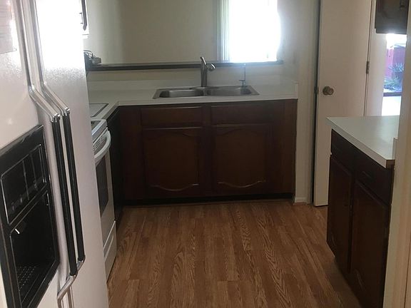 2nd image of 7863 E Linden Pl