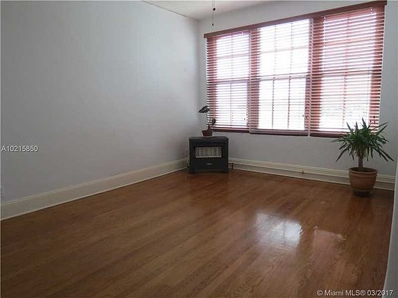4th image of 3224 Biscayne Blvd APT C-3