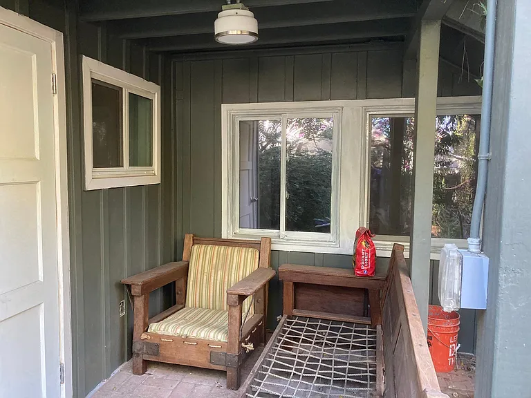 2160 Stanley Hills Dr — Photo 13