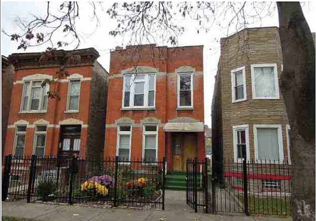 2nd image of 1322 N Bell Ave.