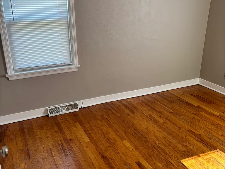 234 Broadmoor Ave — Photo 5