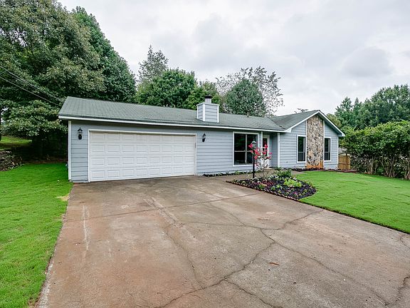 3rd image of 1281 Buttercup Ct