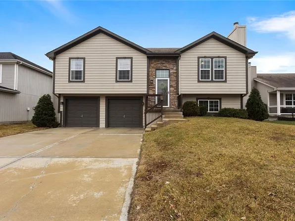 8611 NE 116th St, Kansas City, MO 64157