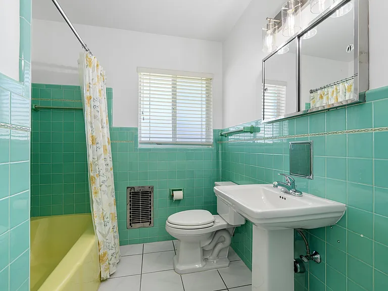 360 Palmetto St — Photo 25