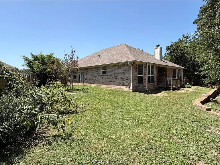 1102 Crested Point Ct — Photo 24