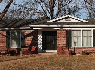 237 Aspen Trail Dr, Ballwin, MO 63011