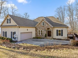 11 Wood Hollow Rd, Lookout Mountain, GA 30750