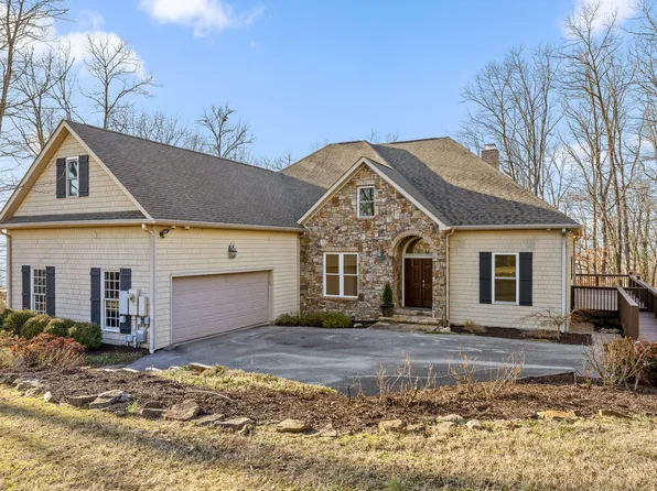 11 Wood Hollow Rd, Lookout Mountain, GA 30750