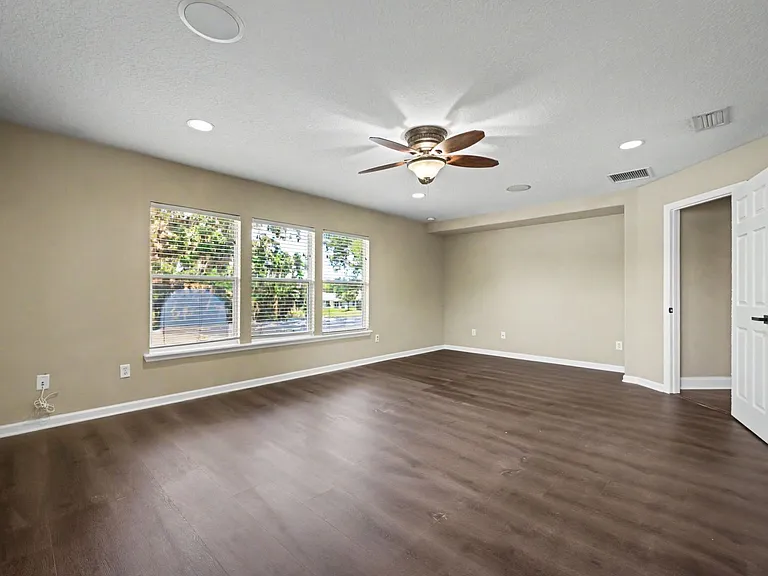 172 Crown Wheel Cir — Photo 18