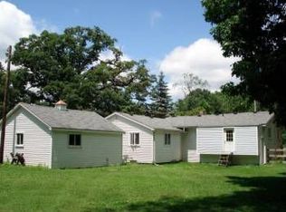 5212 7 Mile Rd, South Lyon, MI 48178