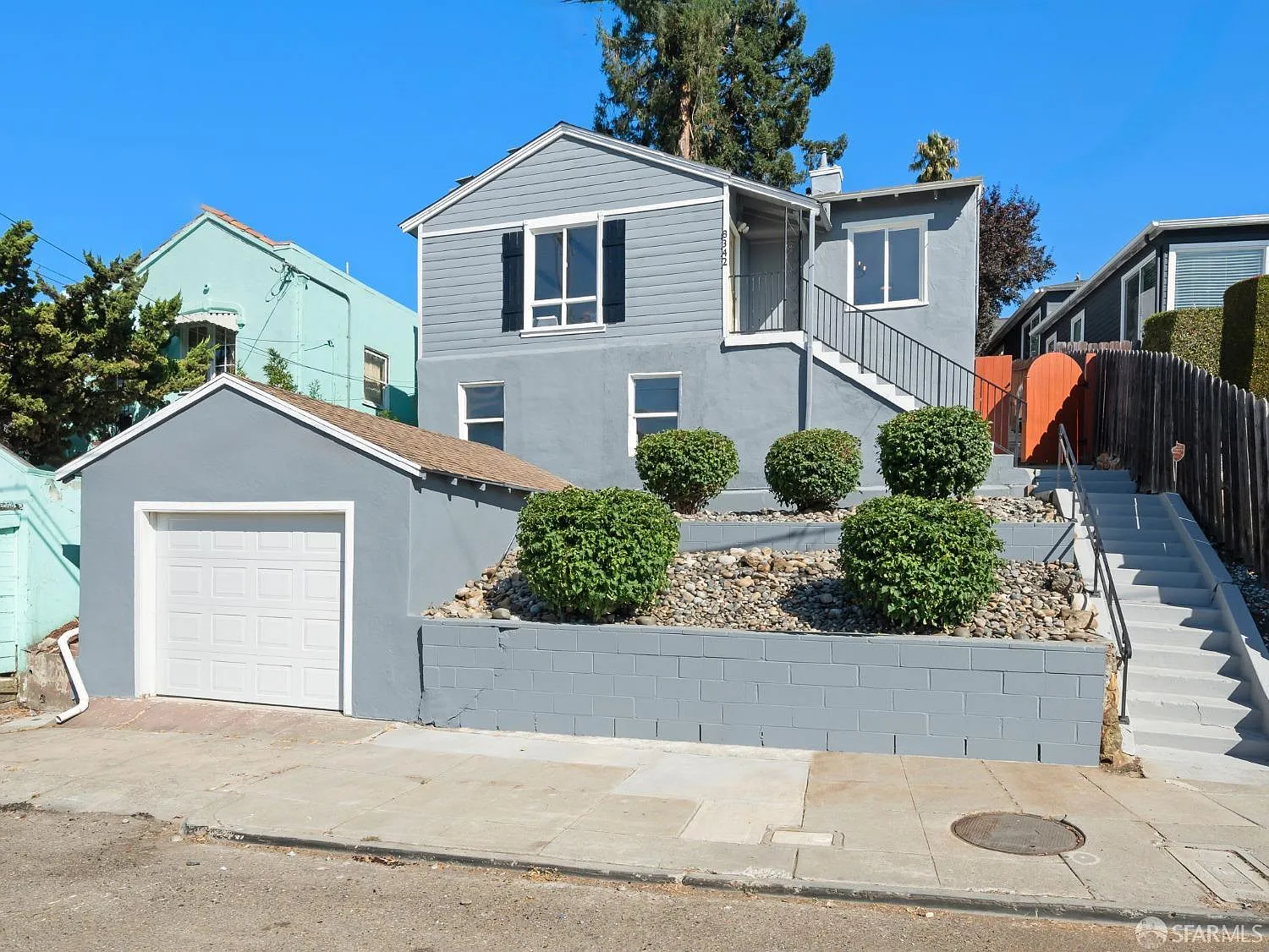 8342 Ney Ave photo 1