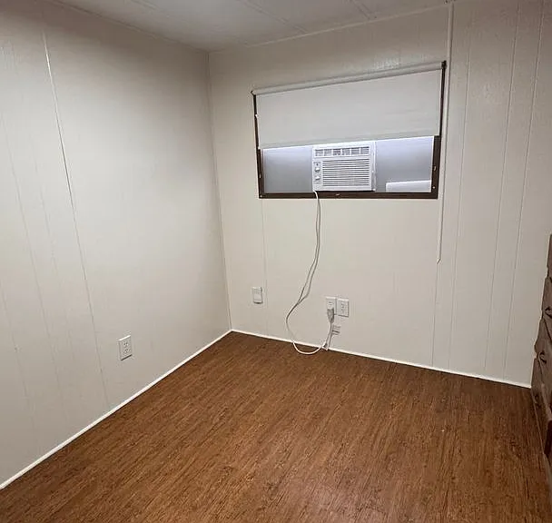 2522 Amberly Rd NE — Photo 12
