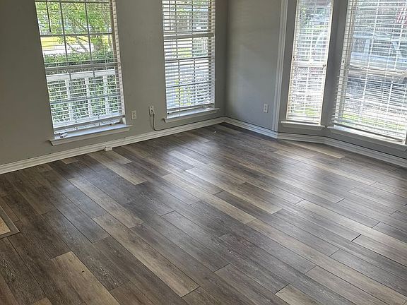 4th image of 70403 L St