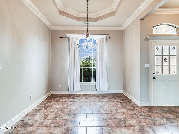 5th image of 729 Copper Meadow Blvd