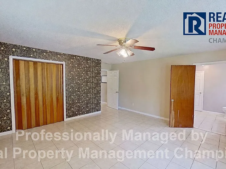 27 East Dr — Photo 15