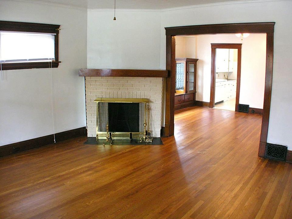 2nd image of 1334 W 104th St #Down