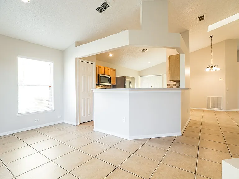 3833 Stonefield Dr — Photo 6