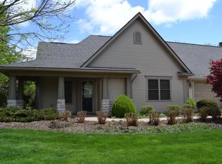 450 Cottage Grv E, Heath, OH 43056