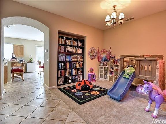 3rd image of 7000 Elvora Way