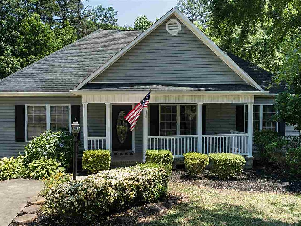 1st image of 105 Caroway Ct
